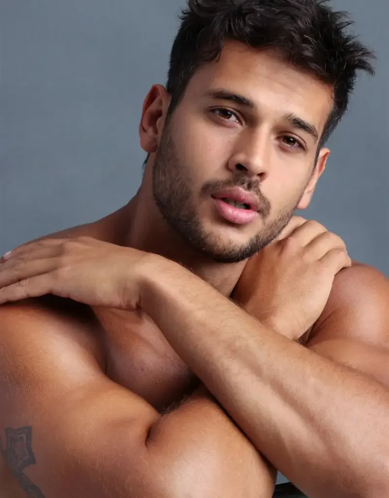 Bruno R - Modelos y Edecanes