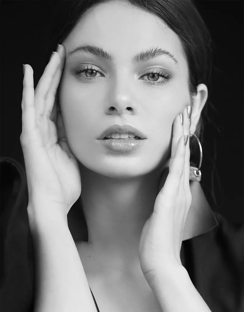  Ivanna  D.. - Edecanes CDMX - Agencia de Modelos