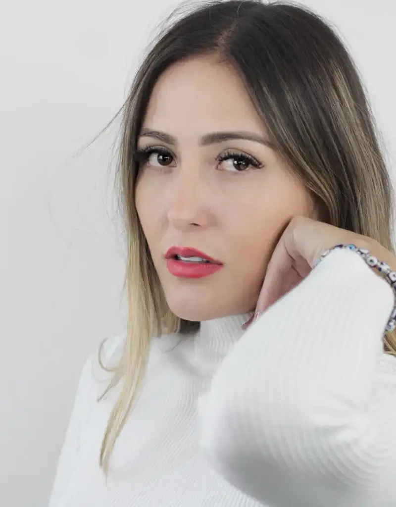  Sthefania R.. - Edecanes CDMX - Agencia de Modelos