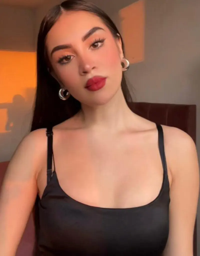  Lya C.. - Edecanes Guadalajara - Agencia de Modelos GDL