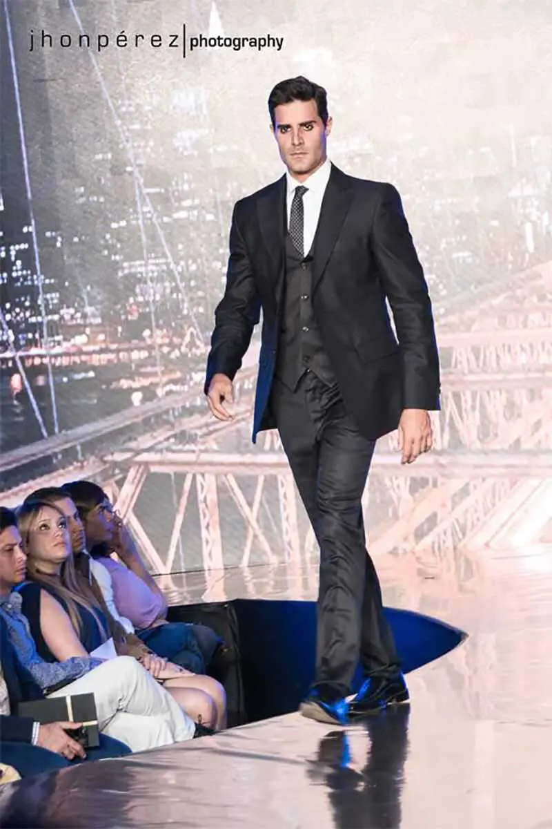 Portfolio Christopher  R.