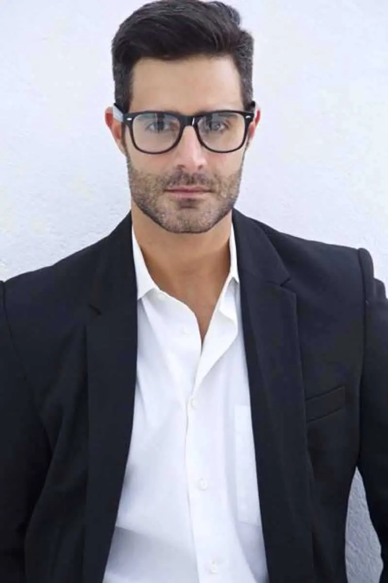 Portfolio Christopher  R.