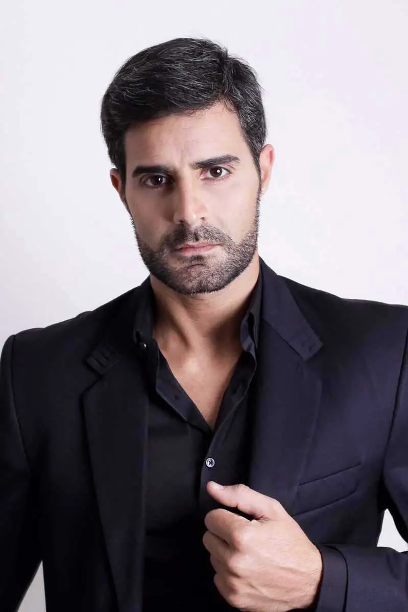 Portfolio Christopher  R.