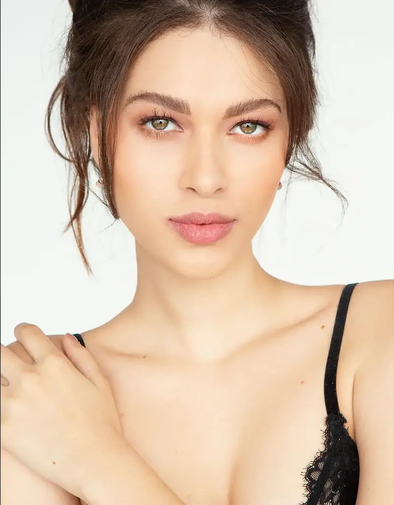  Karina R.. - Modelos Mujeres CDMX - Agencia de Modelos