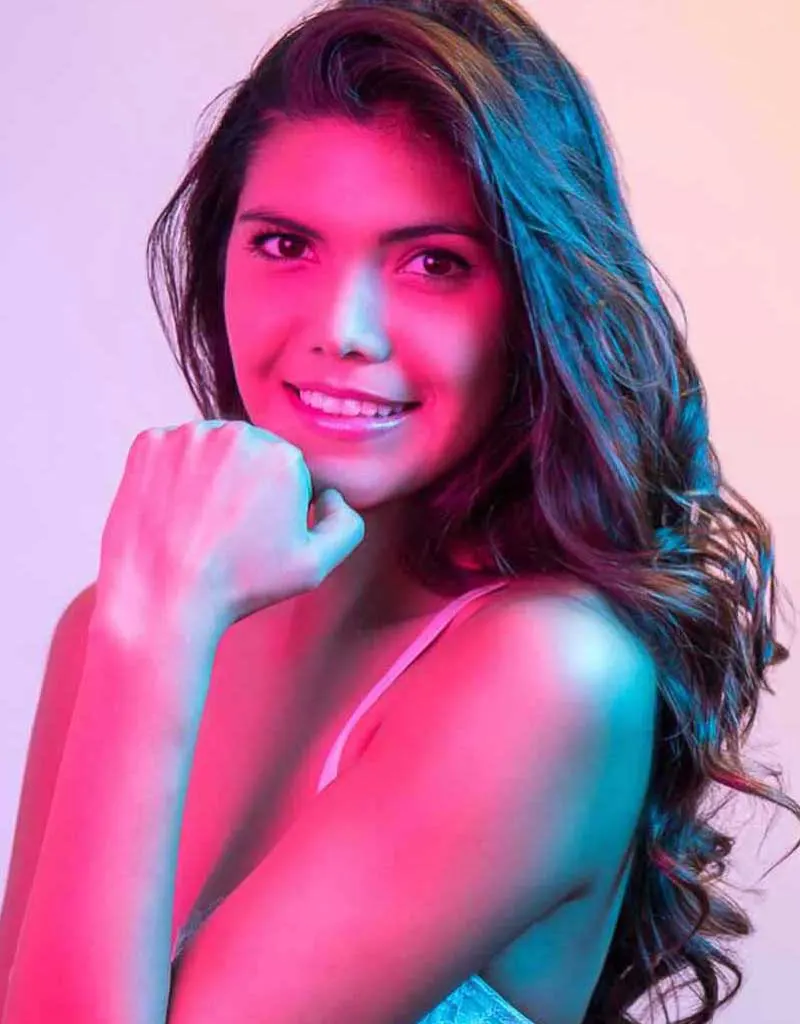 Edecán AAA Ana Paola en CDMX