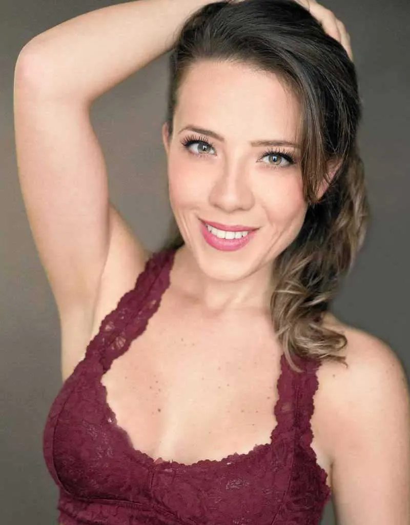 Edecán AAA Ivannia en CDMX
